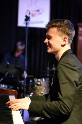 1378545-530045070410760-535206943-n